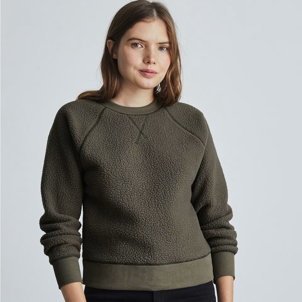 New with tags. Everlane Renew fleece sweatshirt